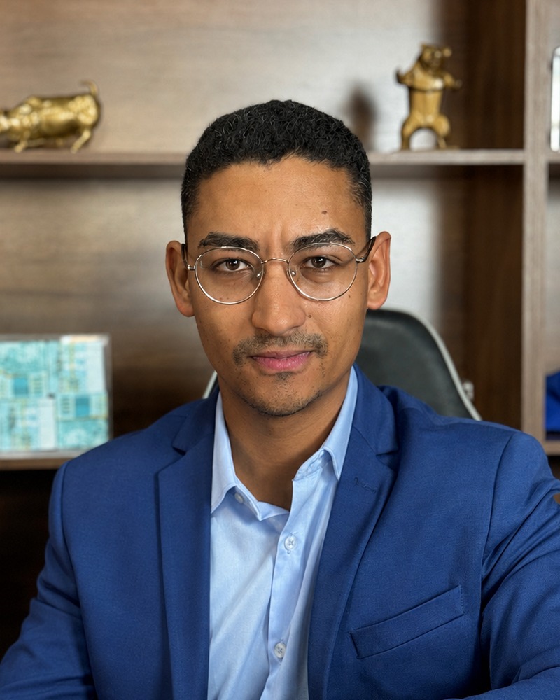 Lucas Farias, Consultor de Valores Mobiliários