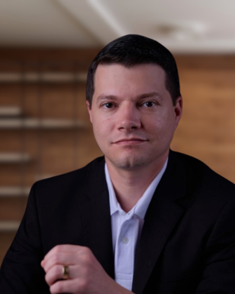 Ivan Marques, Consultor de Valores Mobiliários